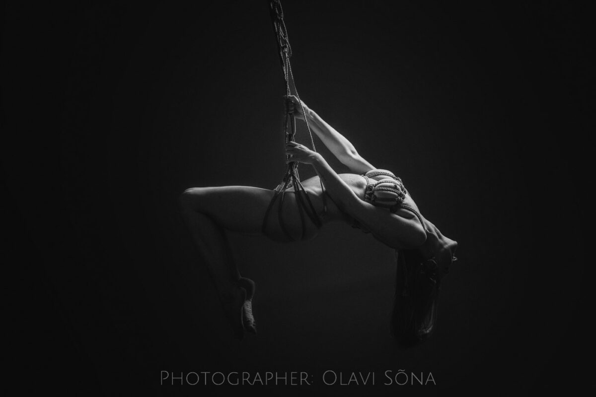 swinging Nude Art Photography