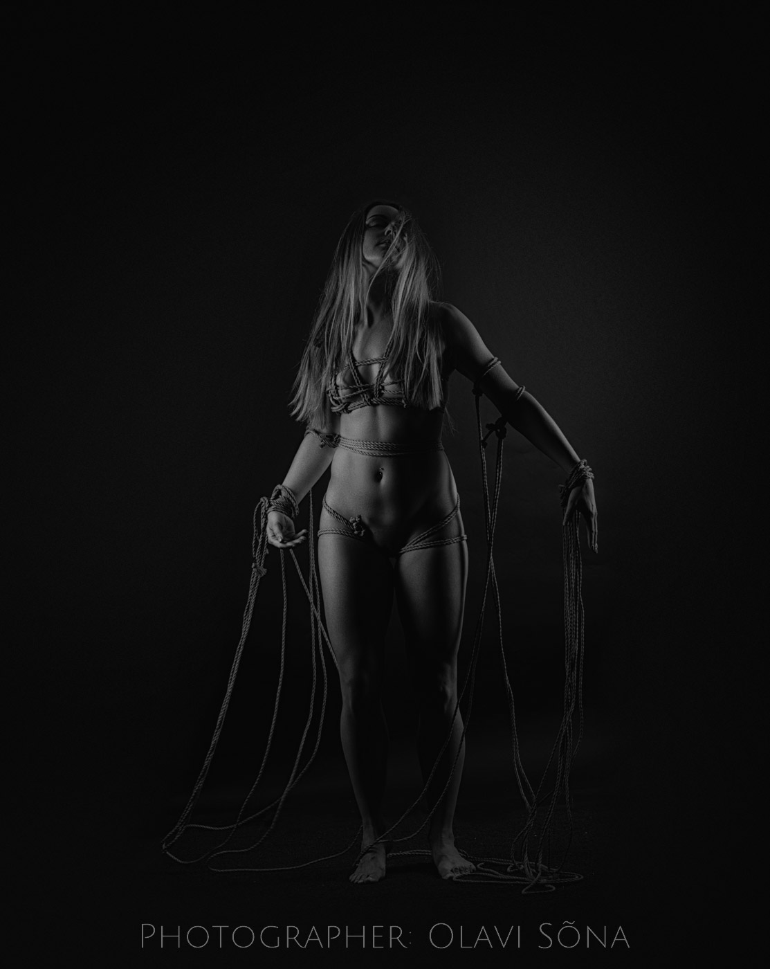 Loose ropes - Nude Art Photography