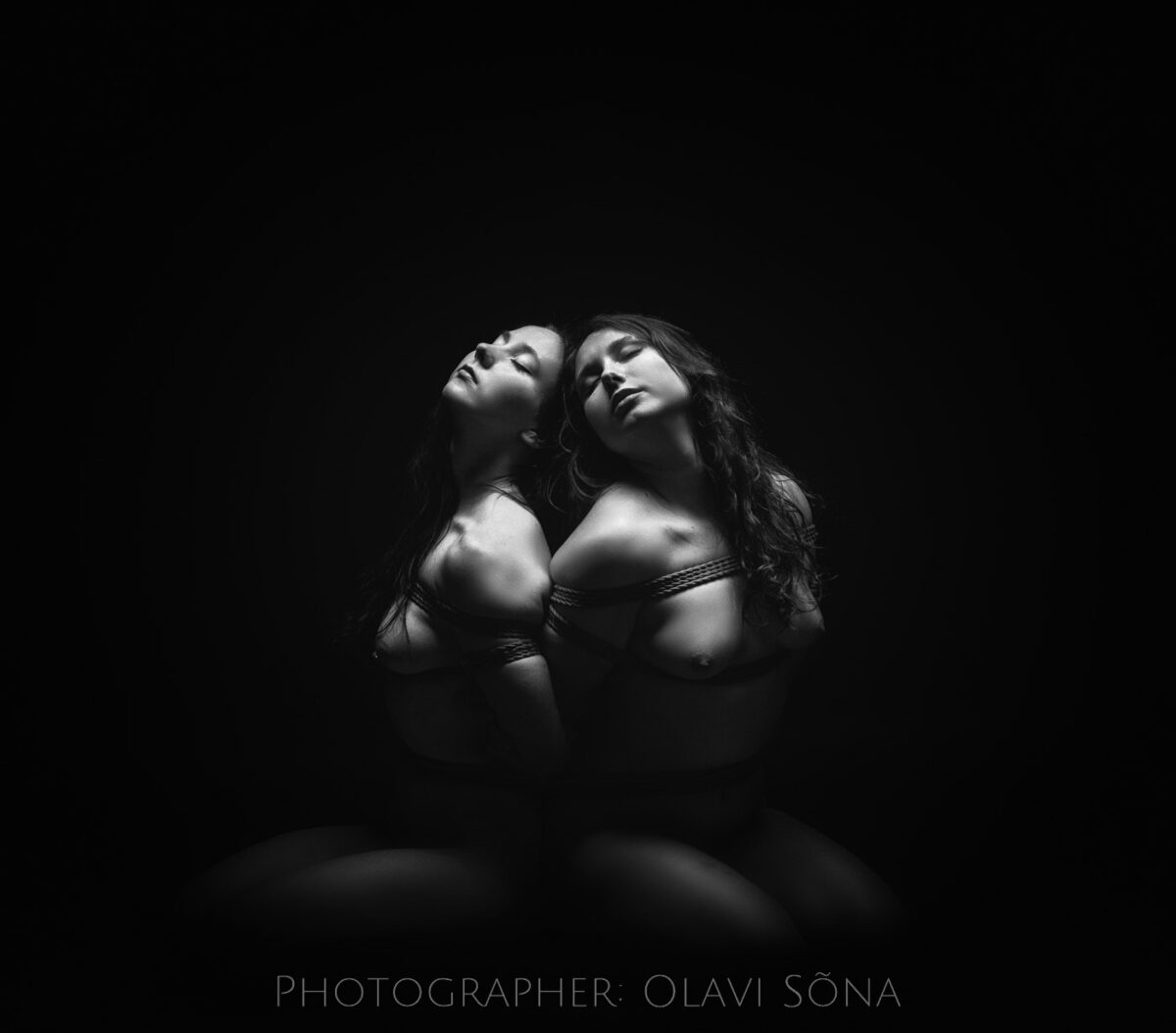 Shibari with two girls - Nude Art Photography