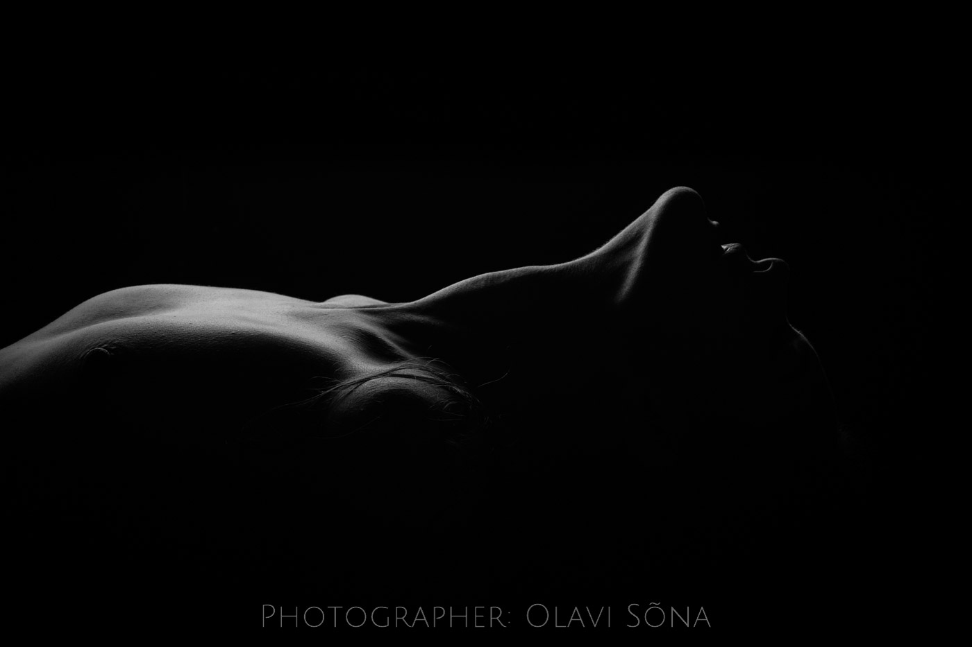 neck and nude - bodyscape